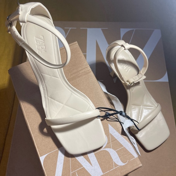 NWT ZARA LEATHER HEELS - Picture 13 of 15